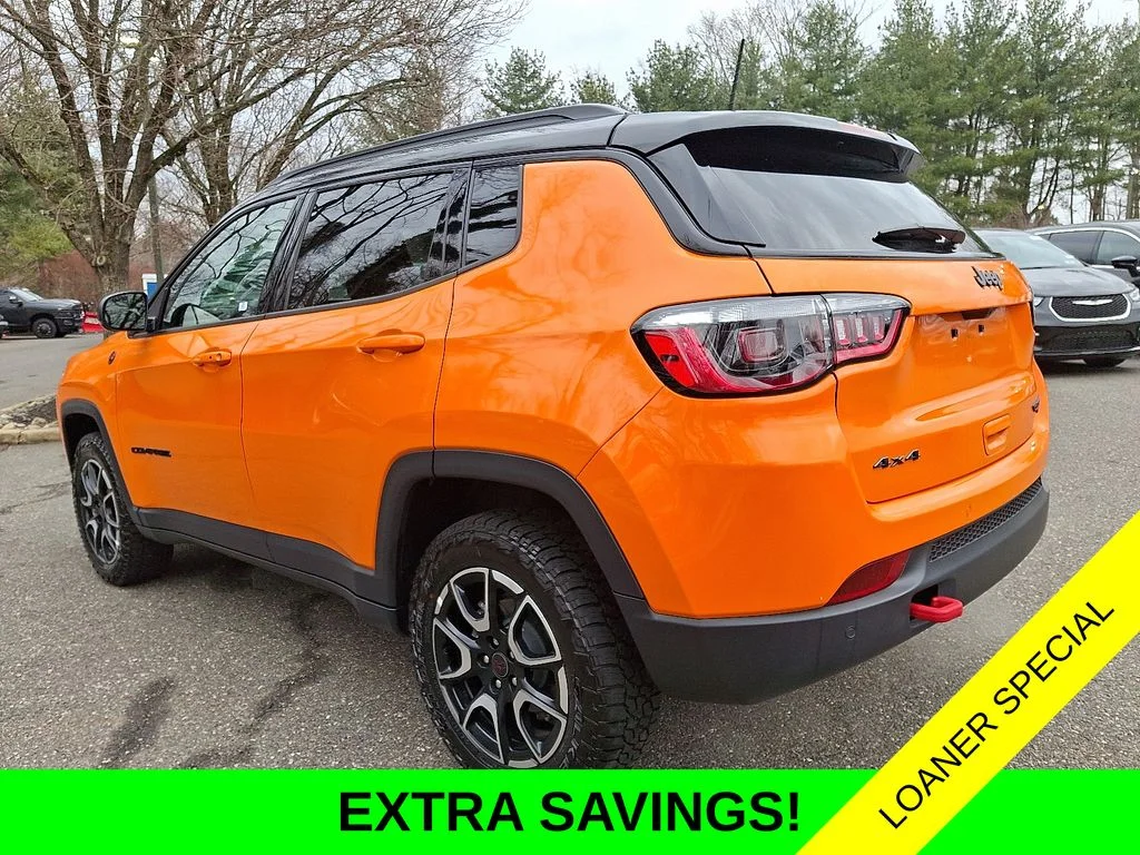 New 2026 Joose Exterior Paint Jeep Trailhawk image 3