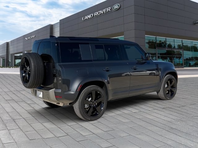 New 2026 Carpathian Grey Land Rover S image 5