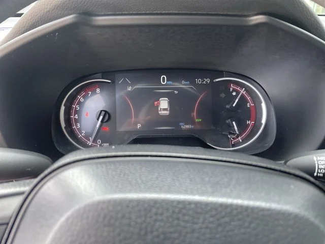 2024 Toyota RAV4 XLE - Photo 20