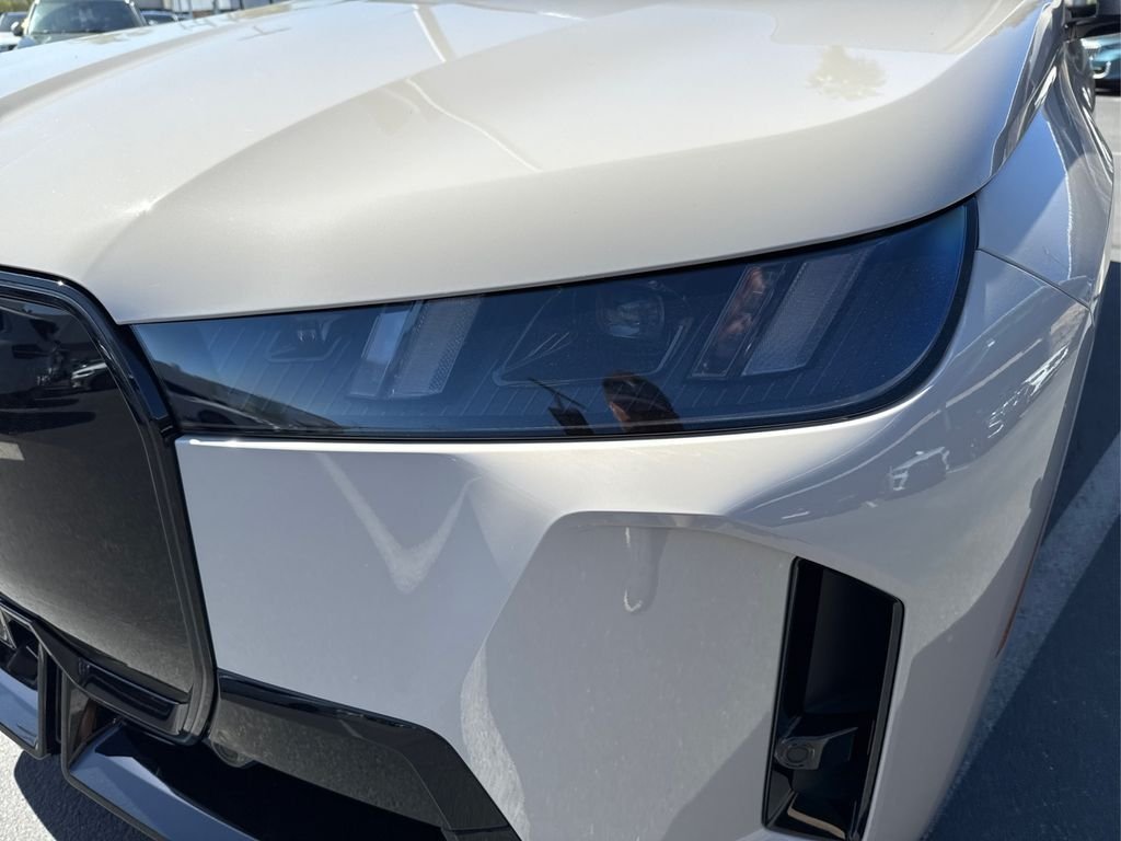 2026 BMW iX 60 - Photo 16