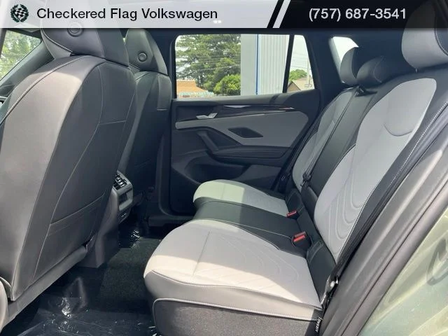 New 2026 Green Volkswagen 2.0T SE R-Line Black image 26