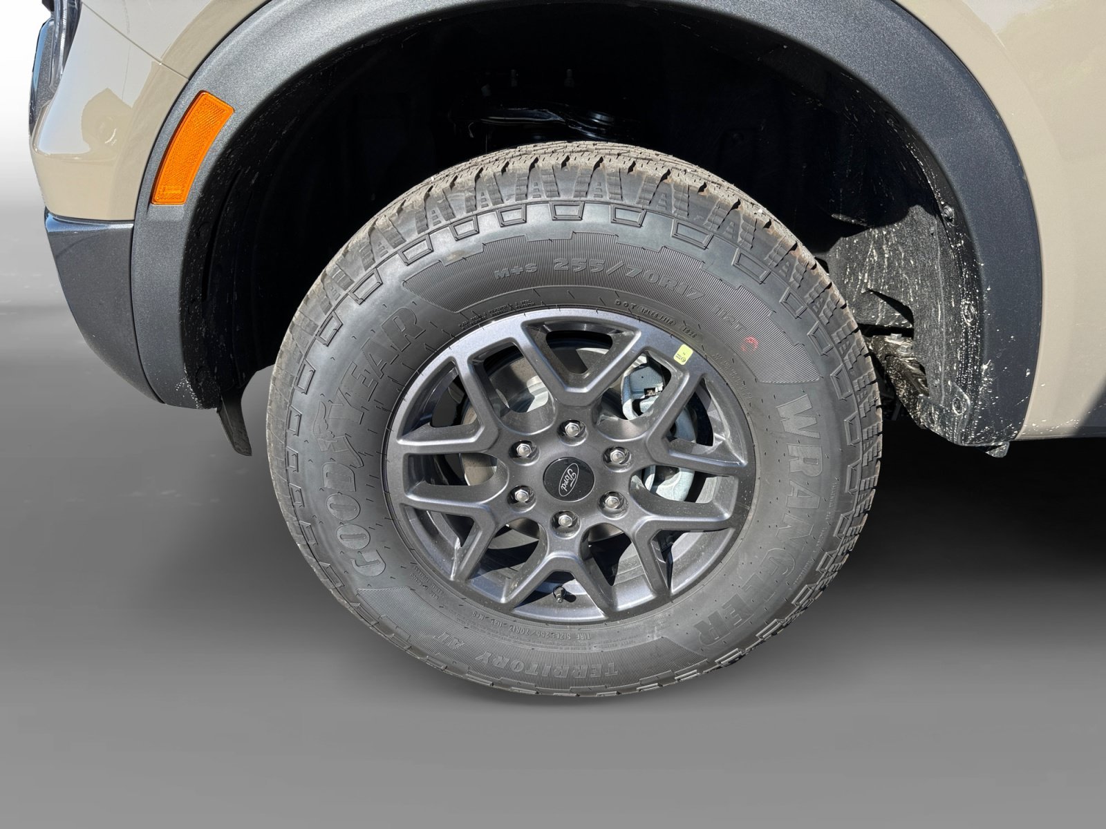 New 2026 Marsh Gray Ford XLT image 9