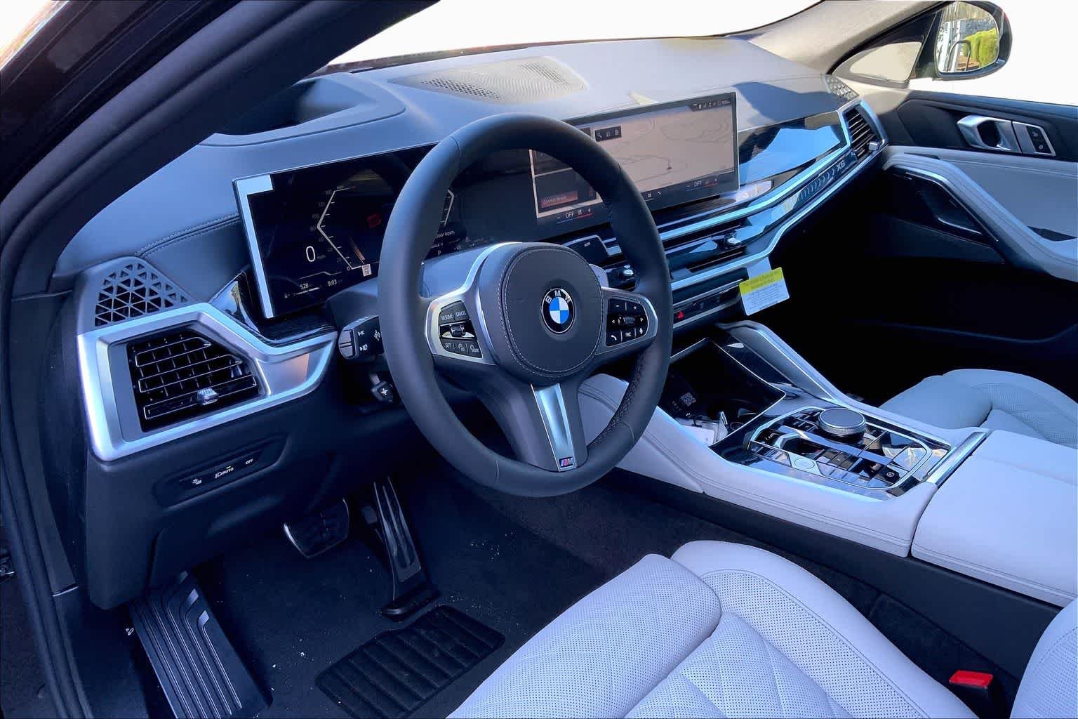 New 2027 Carbon Black Metallic BMW xDrive40i image 8