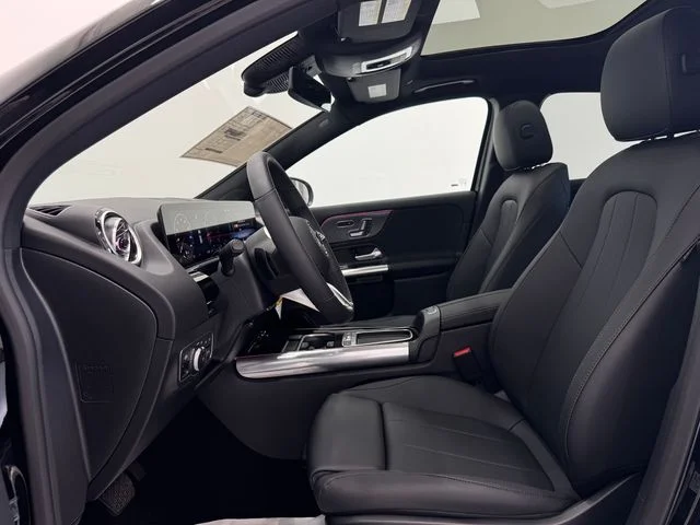 New 2026 Black Mercedes-Benz GLA 250 image 18
