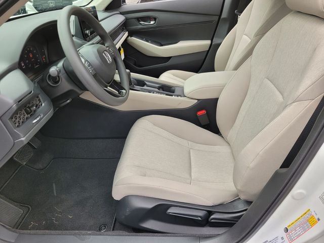 2025 Honda Accord LX - Photo 9