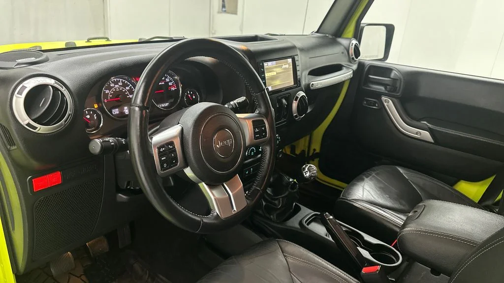 Used 2016 Green Jeep Unlimited Rubicon image 22