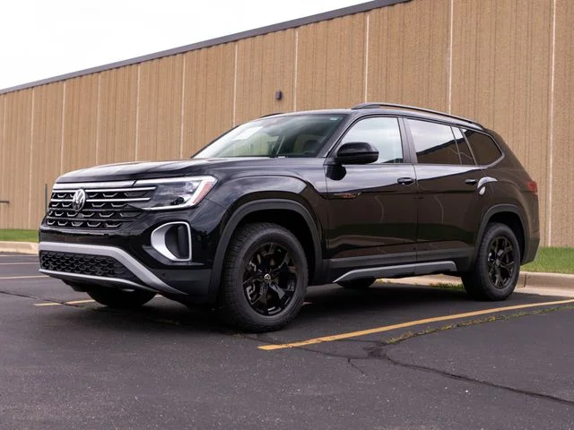 New 2026 Black Volkswagen 2.0T Peak Edition image 6