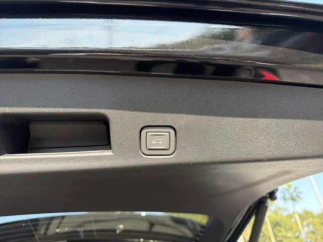 New 2026 Ebony Twilight Metallic GMC Elevation image 12