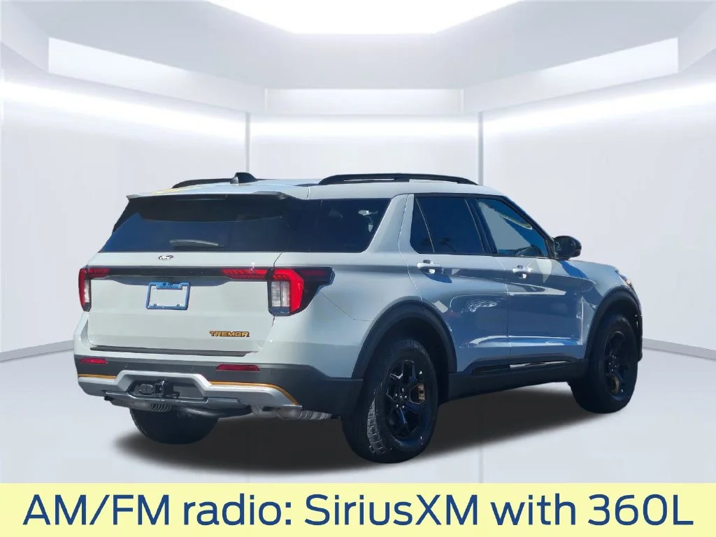 New 2027 Avalanche Gray Ford Tremor® image 22