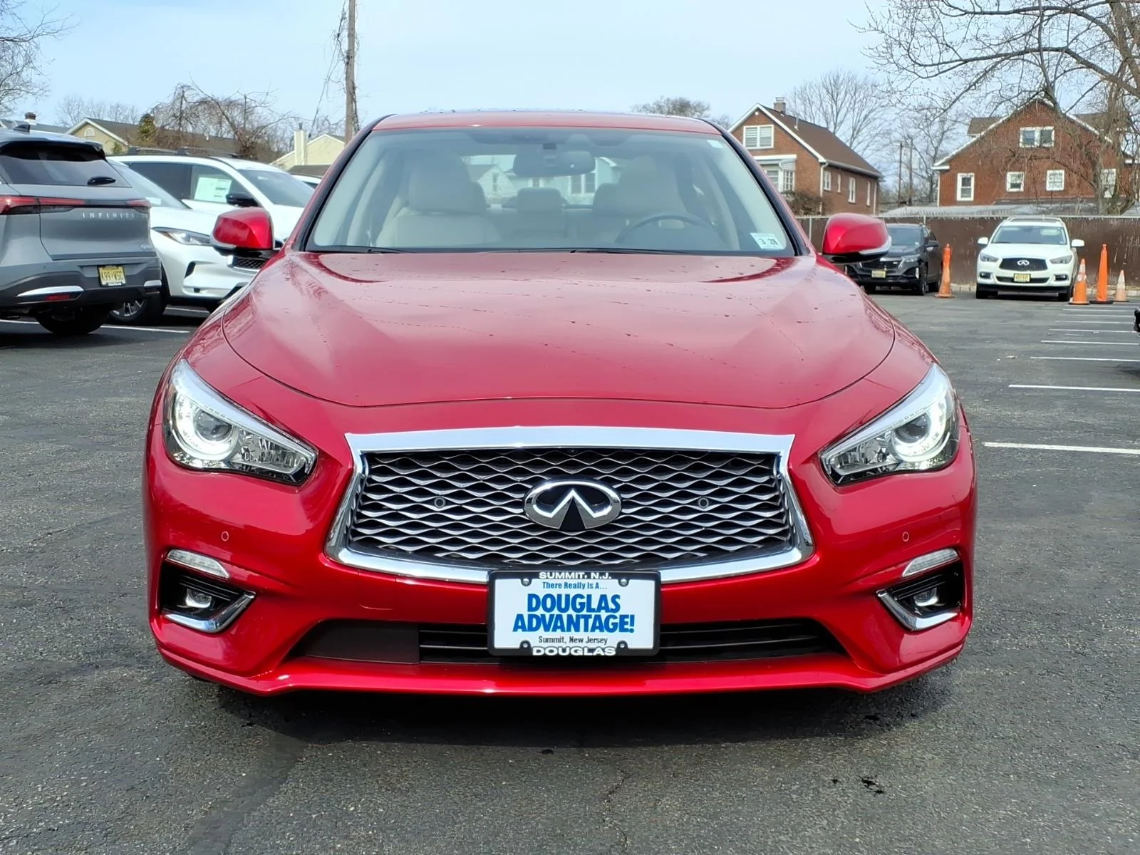 Certified Used 2023 Red INFINITI LUXE image 3