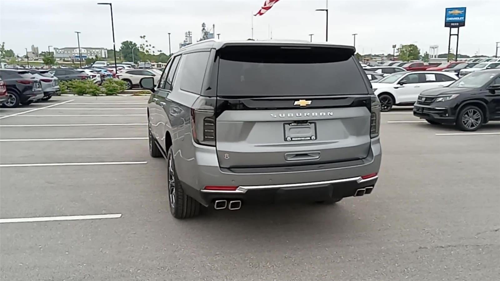 2026 Chevrolet Suburban High Country - Photo 7