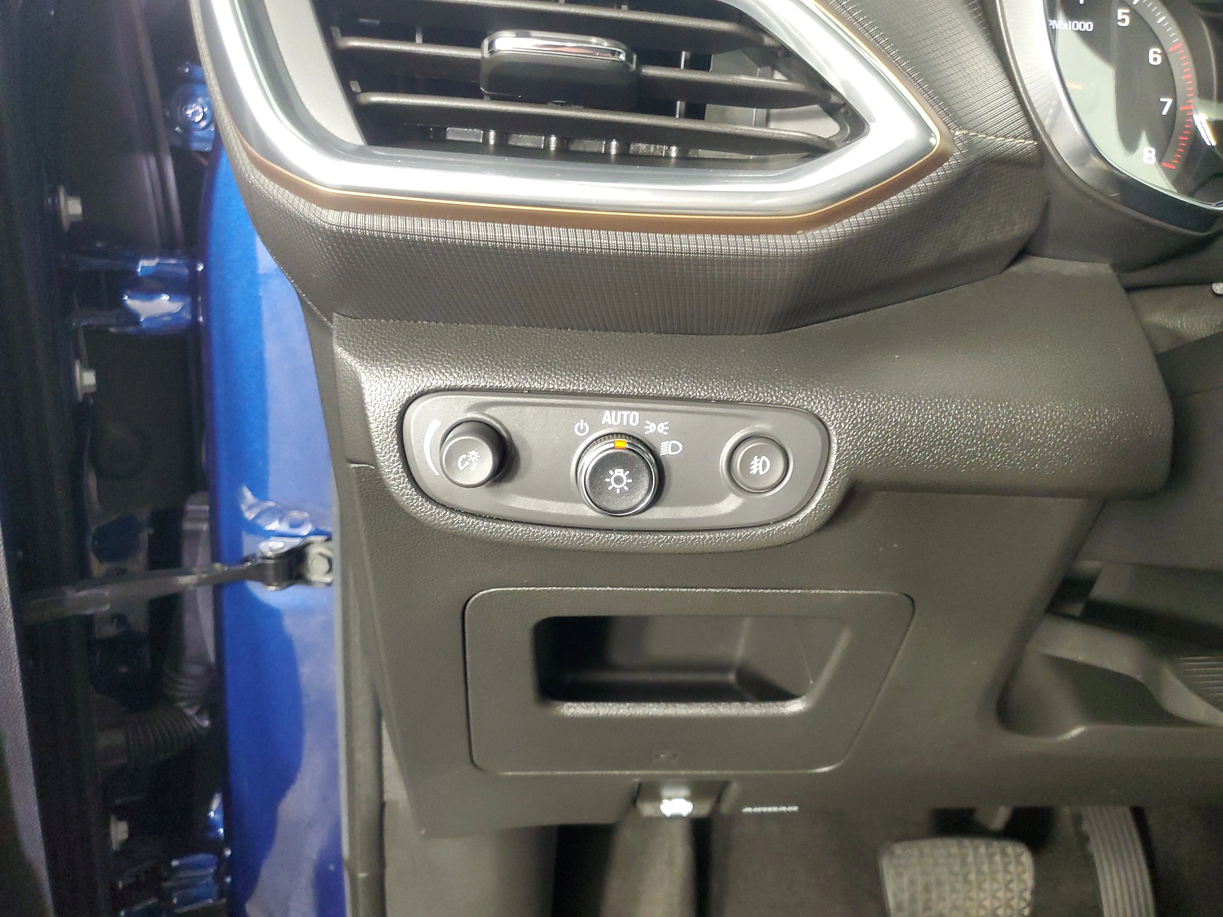 Used 2023 Blue Glow Metallic Chevrolet ACTIV image 27