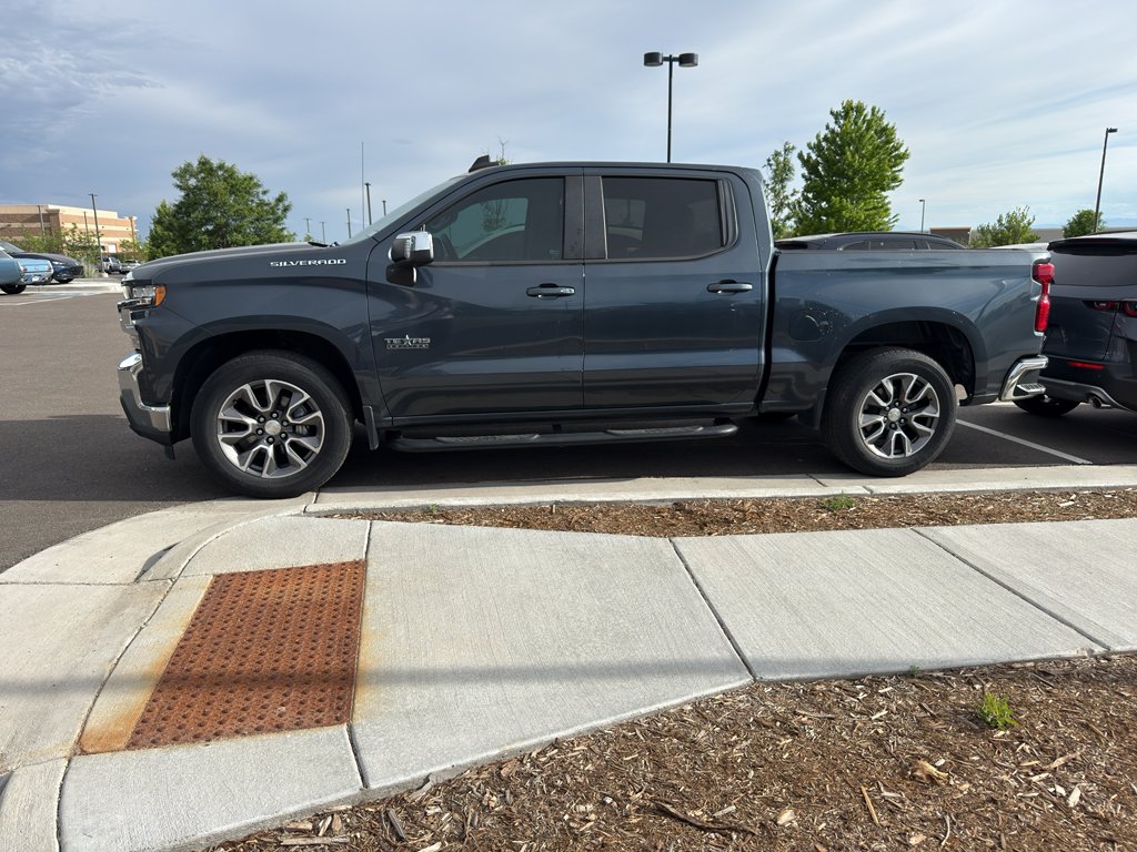 Used 2020 Shadow Gray Metallic Chevrolet LT image 2