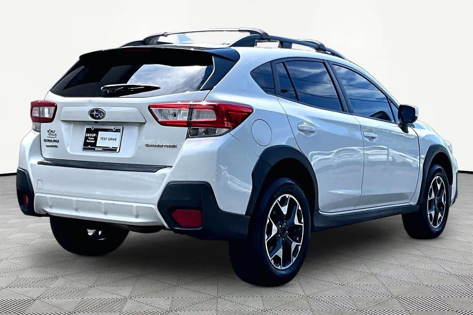 Used 2019 Crystal White Pearl Subaru Premium image 13