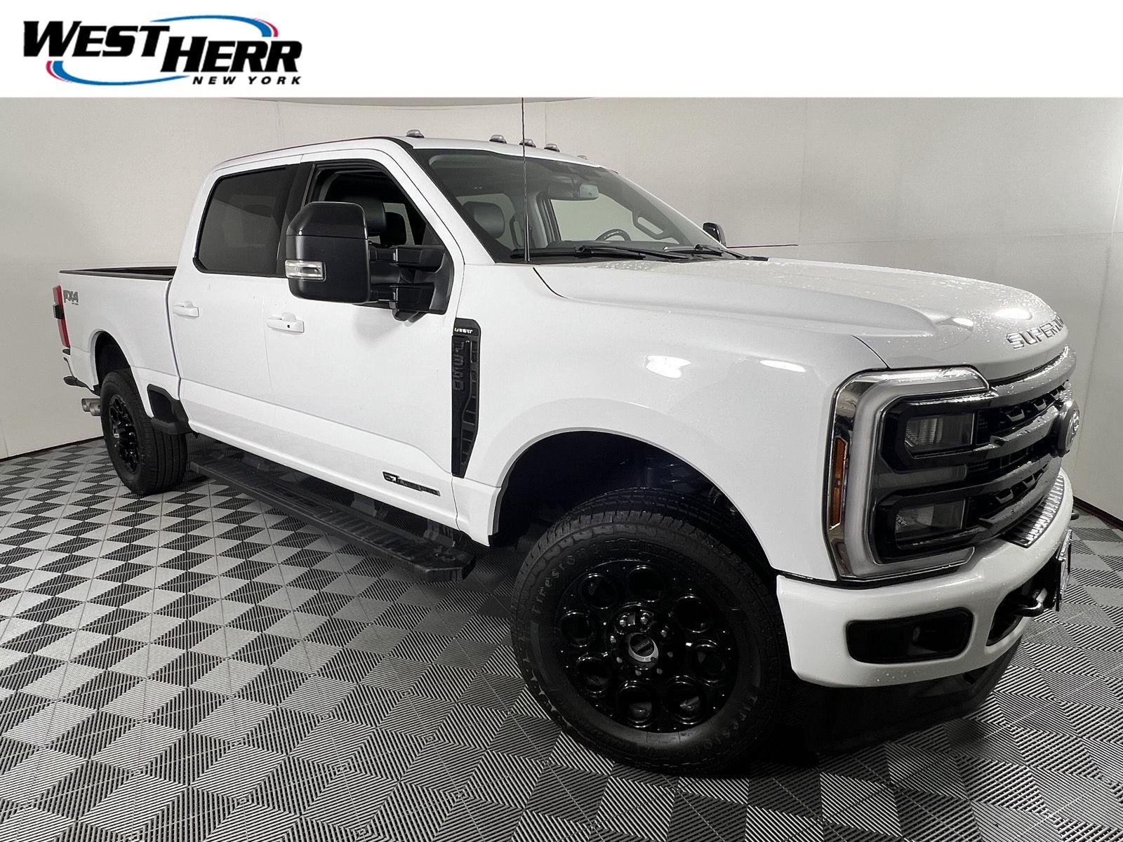 Used 2024 Oxford White Ford Lariat image 1