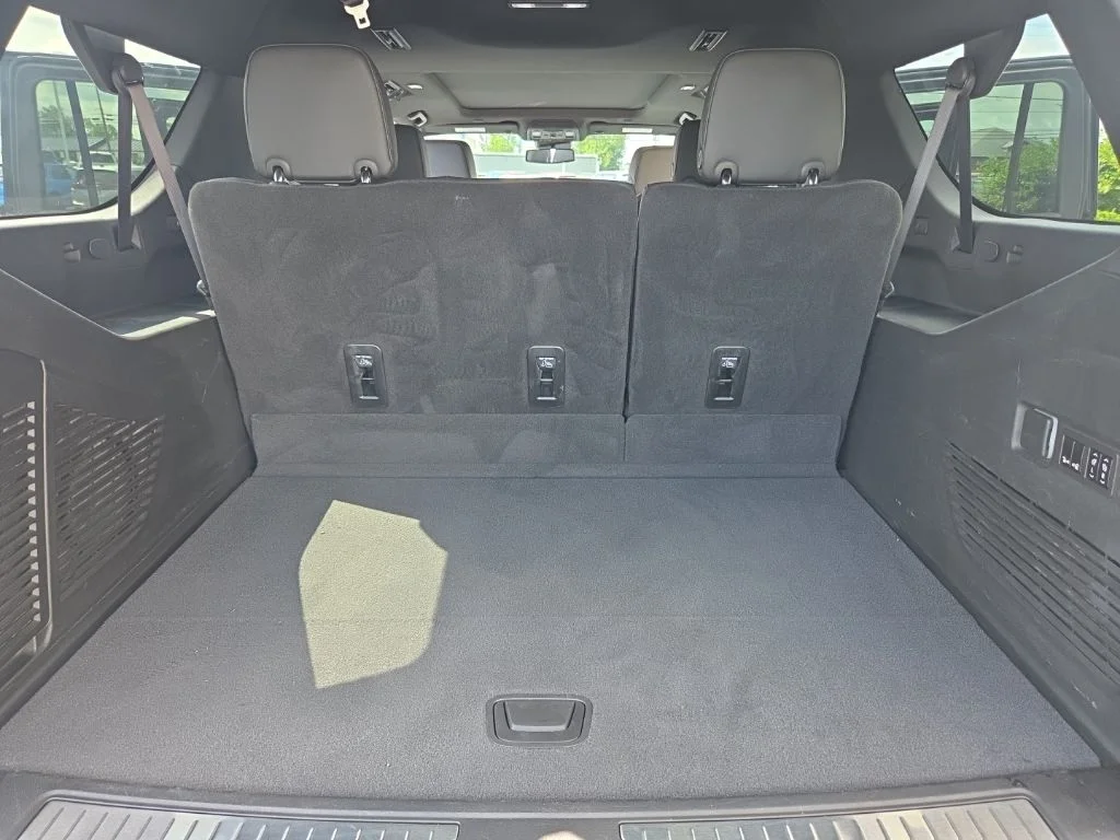 Used 2023 Gray Chevrolet RST image 30