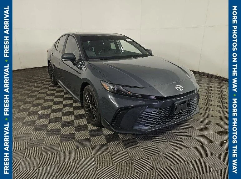 Used 2025 Gray Toyota SE image 1