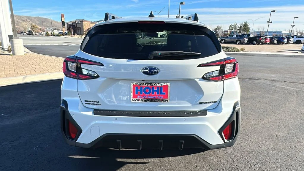 New 2026 CRYSTAL WHITE PEARL Subaru Limited image 4
