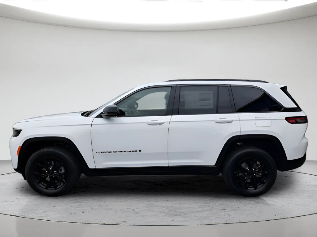 New 2026 White Jeep Altitude image 8