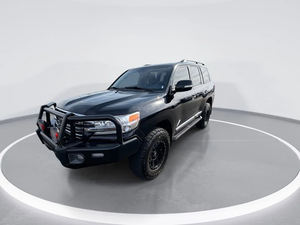 Used 2016 Black Toyota  image 4