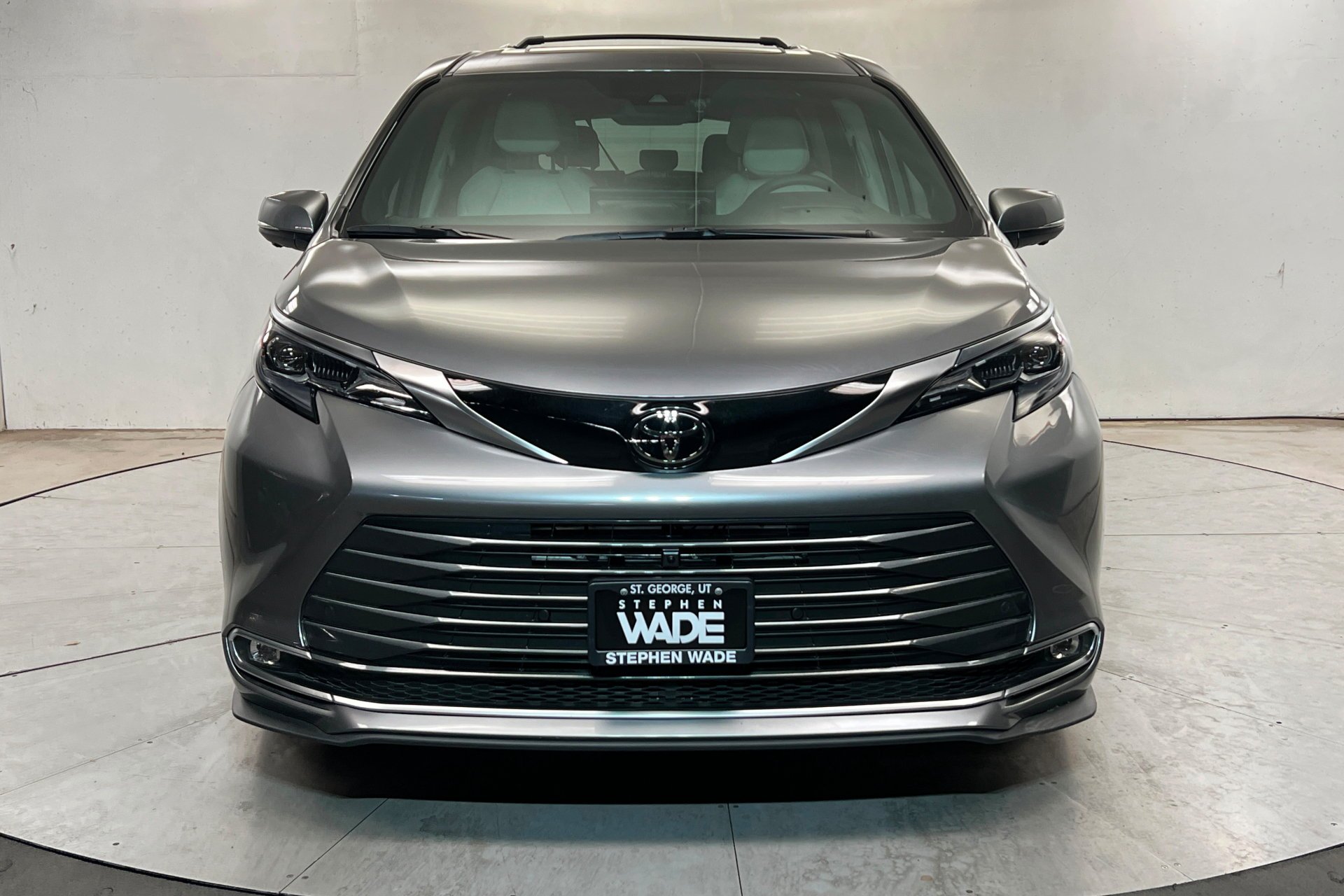 Used 2026 Gray Toyota Platinum image 9
