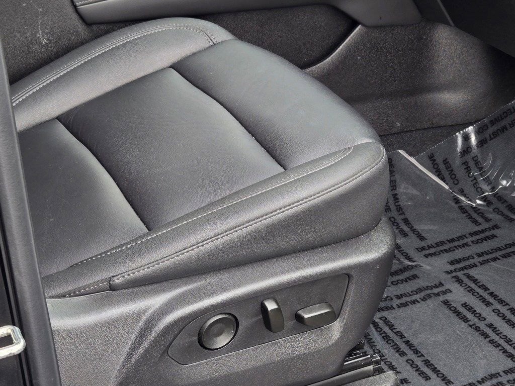2025 Chevrolet Tahoe LT - Photo 8