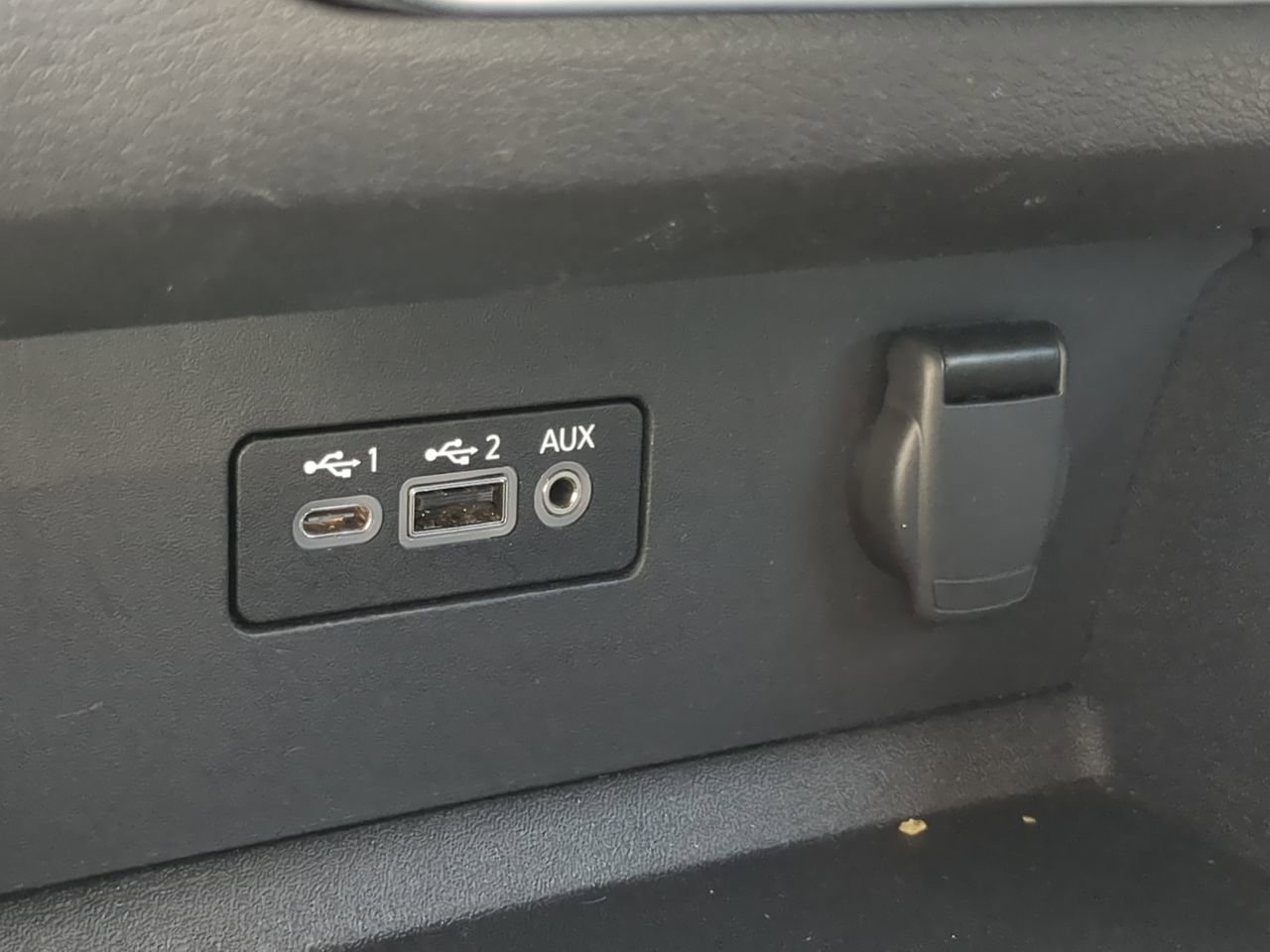 2025 Nissan Altima SV - Photo 18