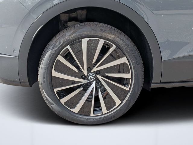 Used 2025 Gray Volkswagen Pro image 11