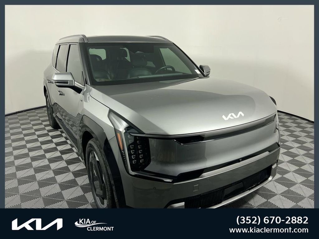 2024 Kia EV9 Land AWD's photo