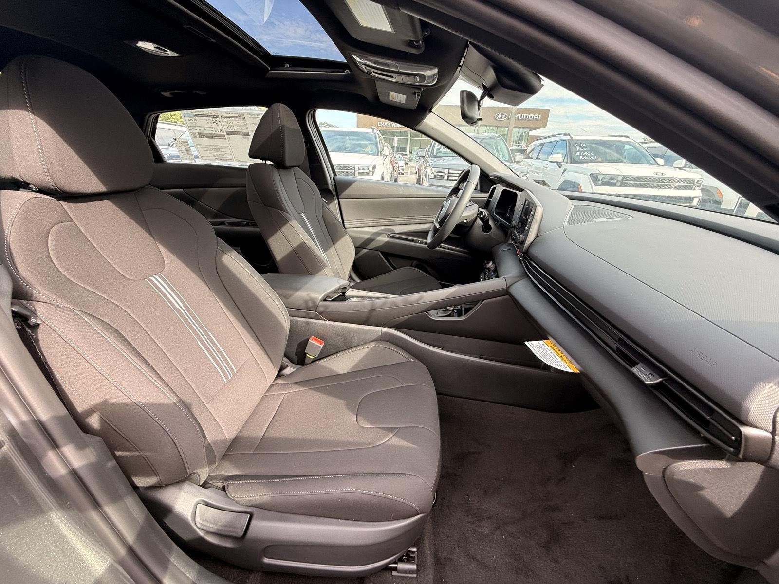New 2026 Amazon Gray Hyundai SEL Sport image 16