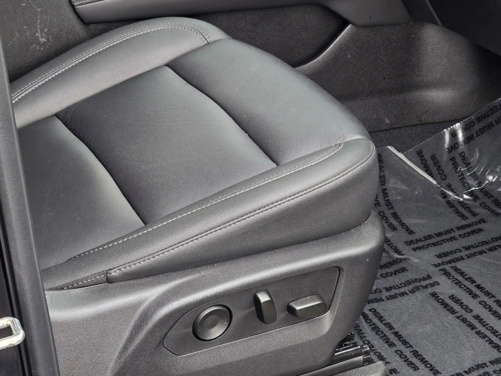 2025 Chevrolet Tahoe LT - Photo 8