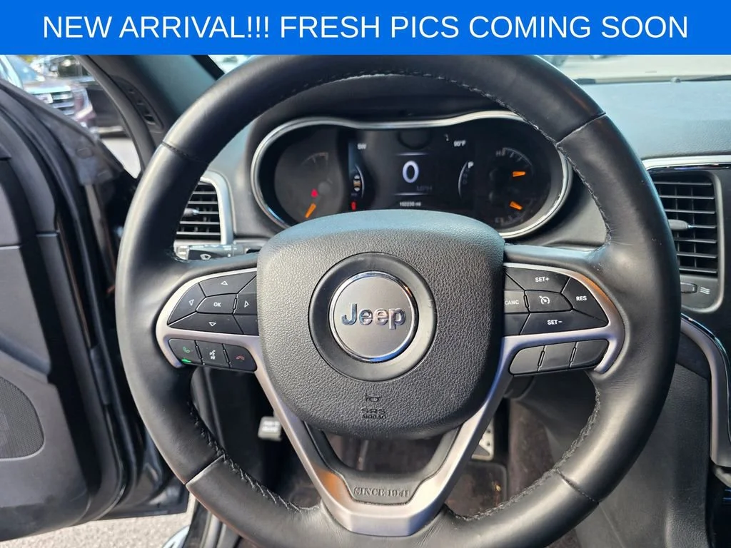Used 2018 Black Jeep Laredo E 4x2 image 11