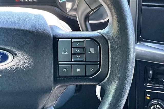 Used 2023  Ford XL image 21