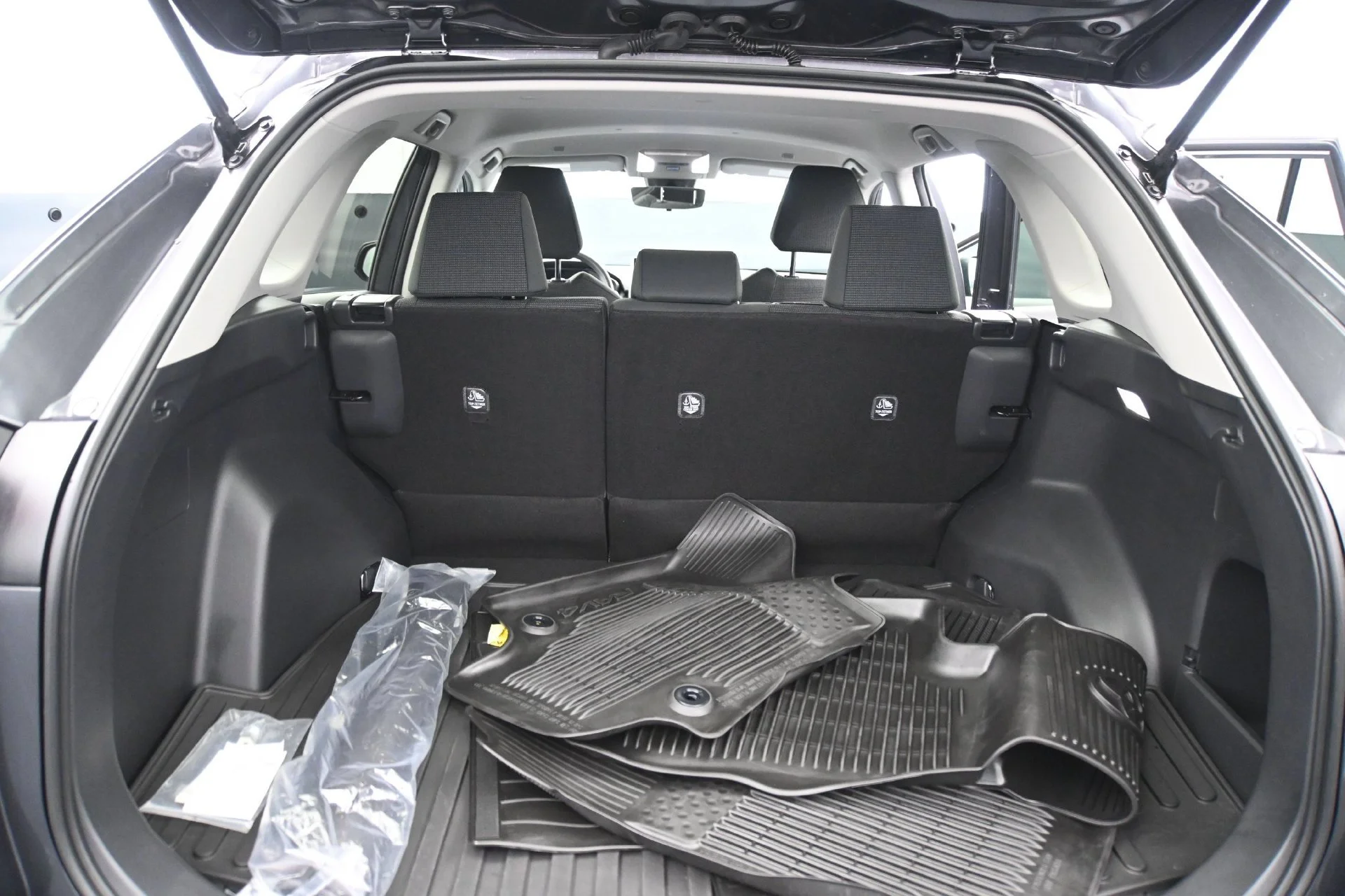 Used 2024 Magnetic Gray Metallic Toyota LE image 15