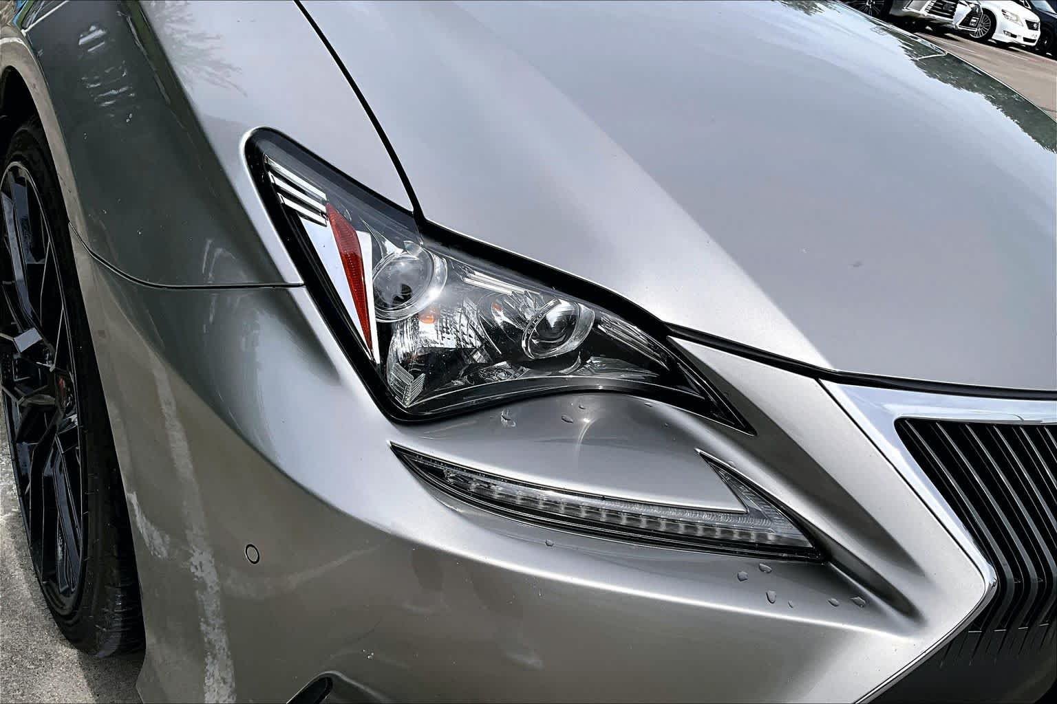 Used 2015 Atomic Silver Lexus  image 26