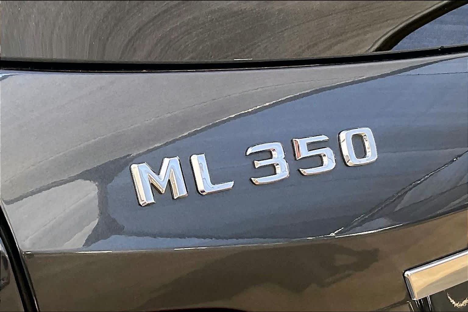 Used 2013 Black Mercedes-Benz ML 350 image 8