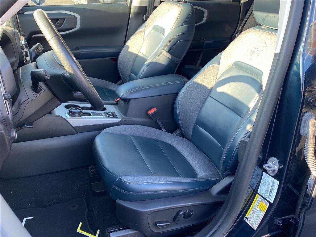 Used 2022 Alto Blue Metallic Tinted Clearcoat Ford Outer Banks image 2