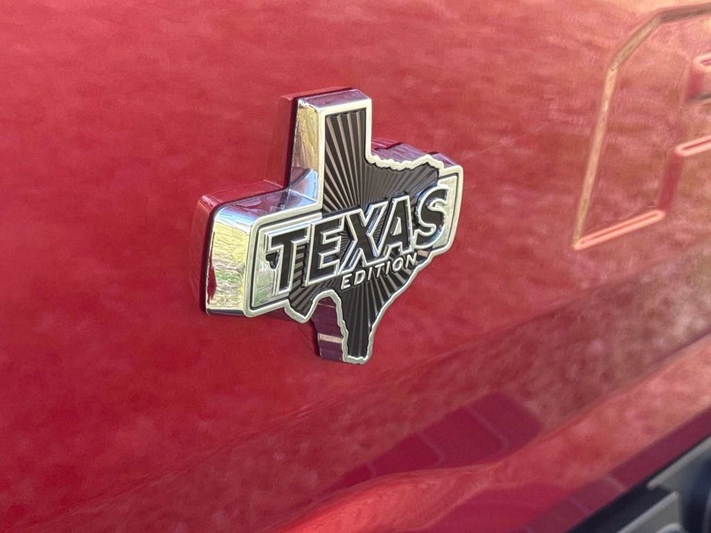 New 2026 Ruby Red Metallic Tinted Clearcoat Ford XLT image 50
