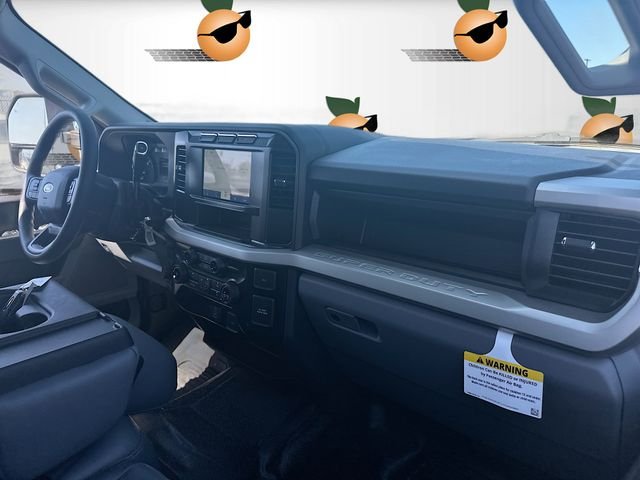 2025 Ford F-350 Super Duty Chassis Cab XL - Photo 59