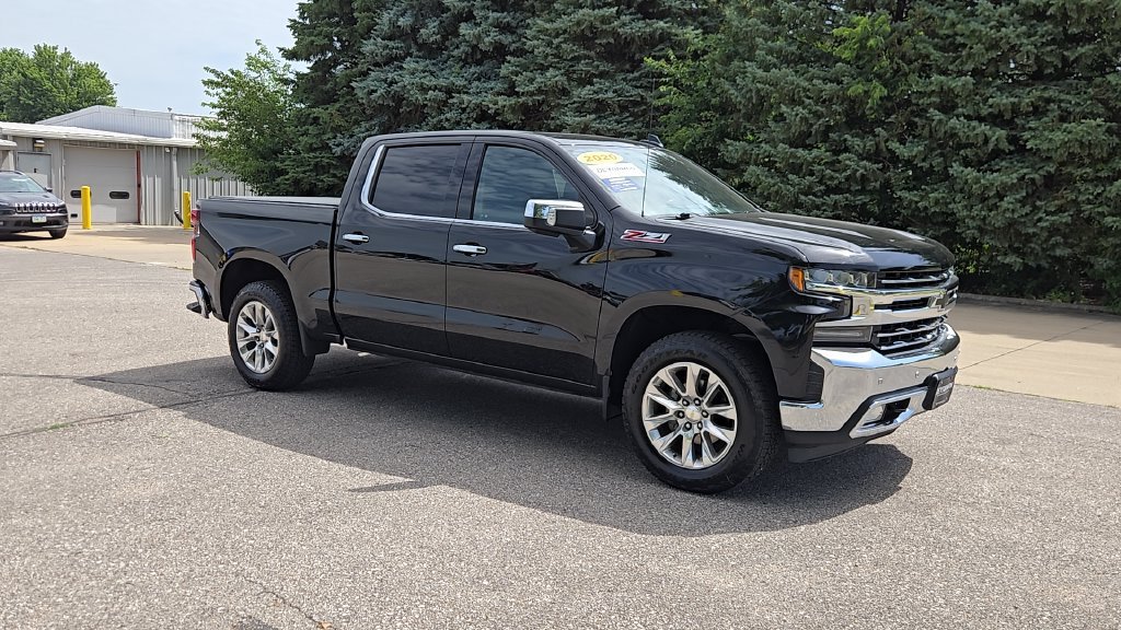 Used 2020 BLACK Chevrolet LTZ image 2