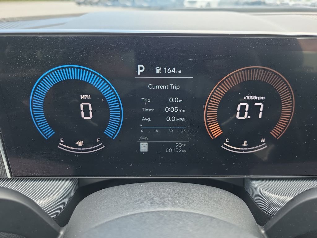 Used 2025 Portofino Gray Hyundai SEL image 35