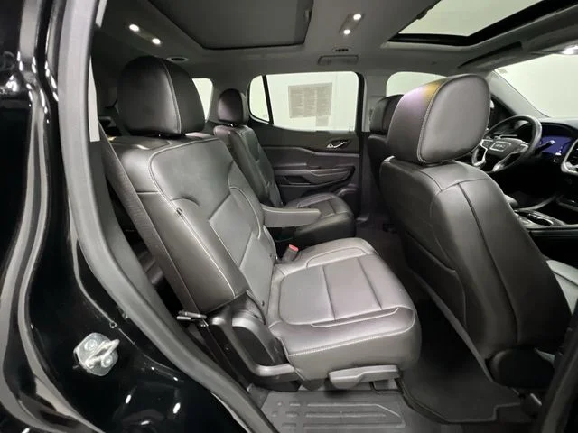 Used 2023 Black GMC SLT image 28