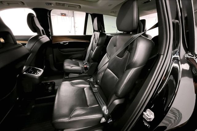 2021 Volvo XC90 Momentum - Photo 25