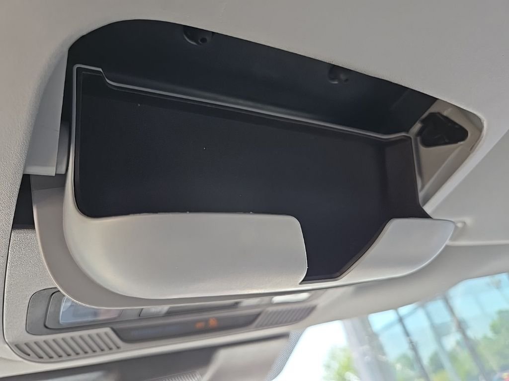 Used 2021 White Ford XL image 64