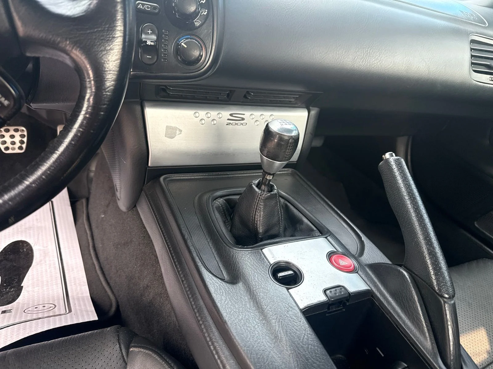 Used 2005  Honda Base image 14