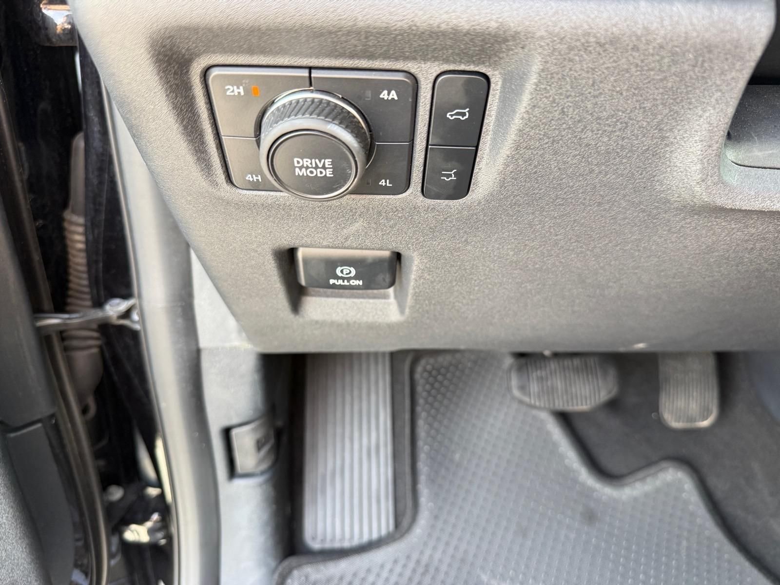 Used 2025 Black Ford Active image 20