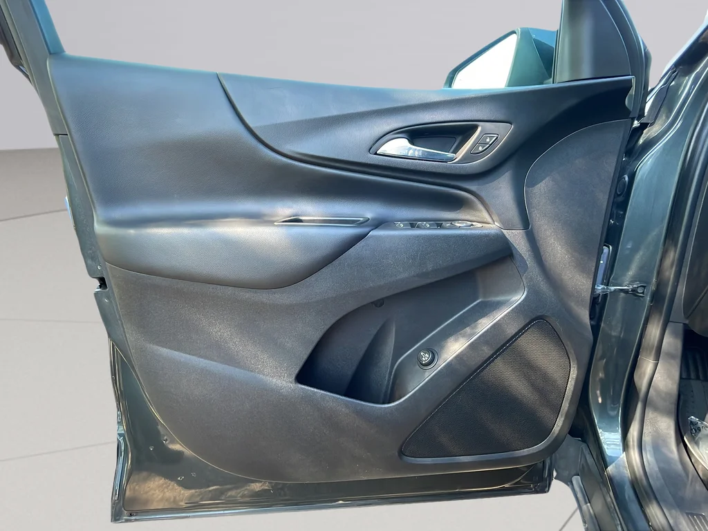 Used 2020 Nightfall Gray Metallic Chevrolet LT image 10