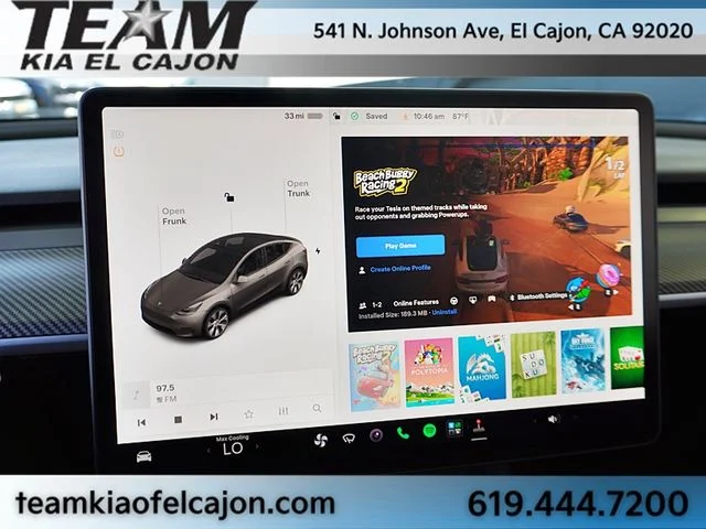 Used 2022  Tesla Long Range image 31
