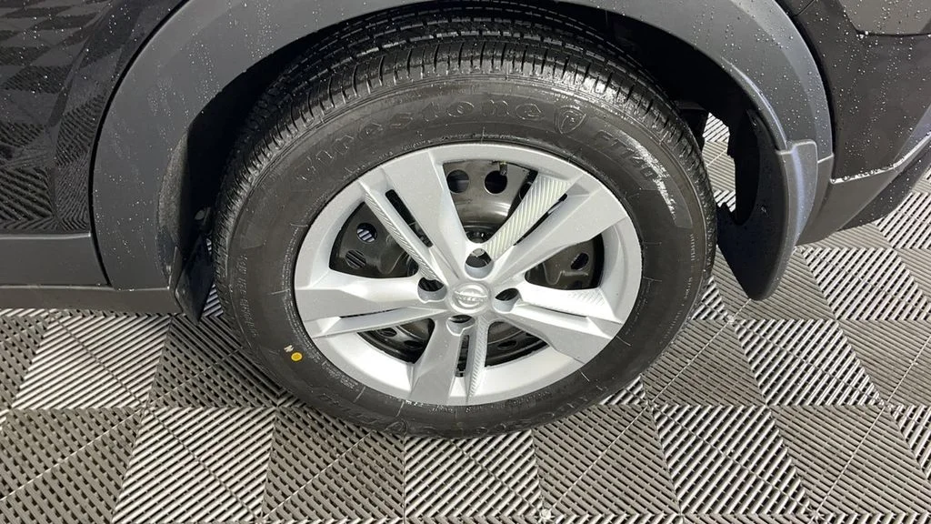 2025 Nissan KICKS PLAY Base - Photo 31