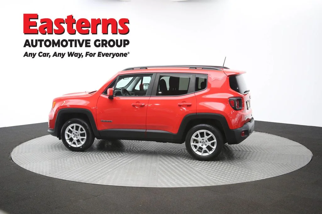 Used 2021 Red Jeep Latitude image 61